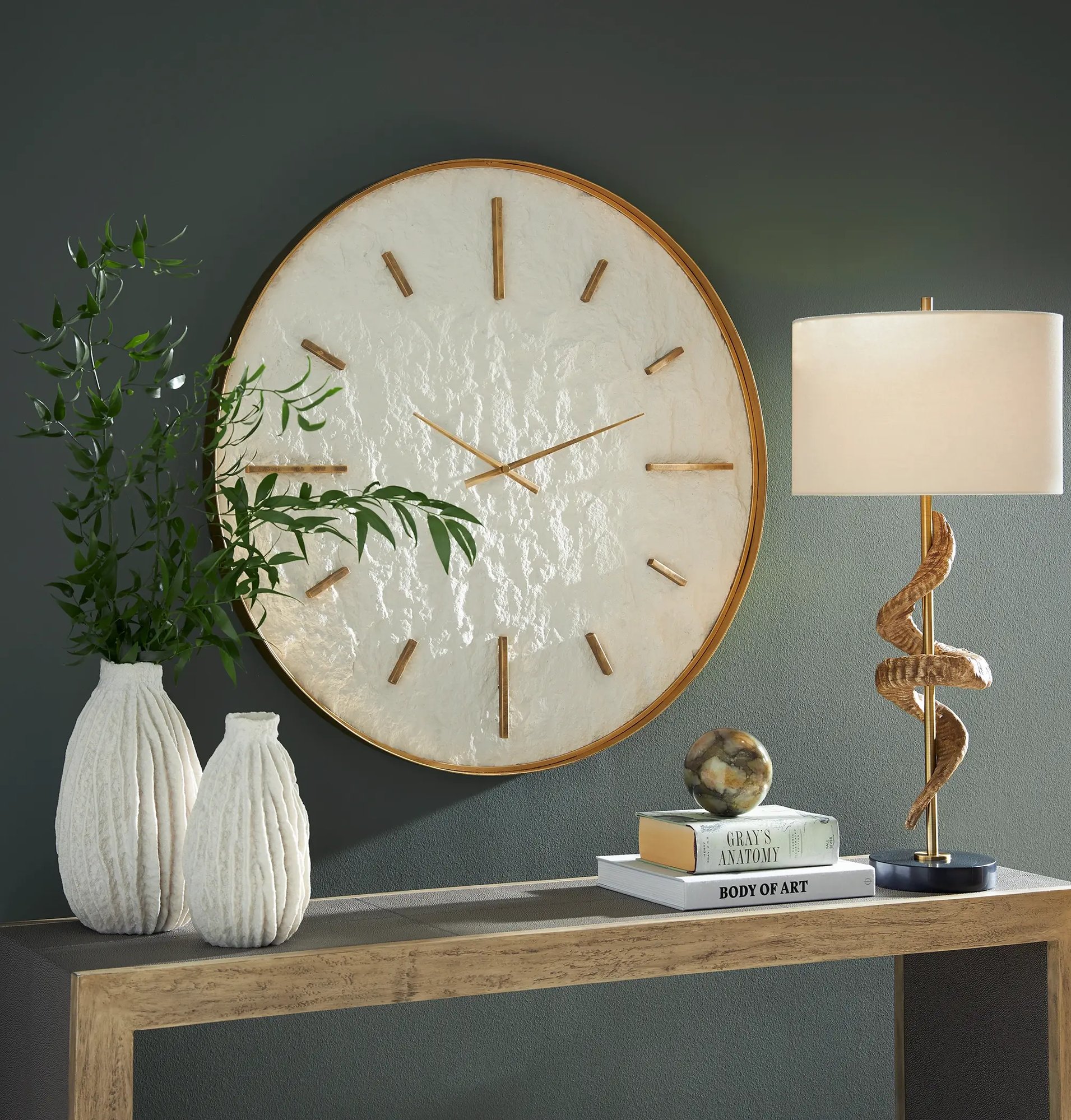 Bay A6 clock vig 2_